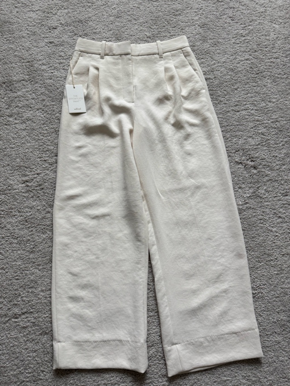 Aritzia effortless Tailored Pants